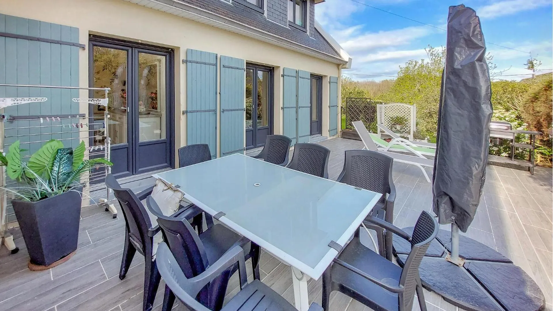 Amazing Apartment In Concarneau With Wifi 0*,  Франция